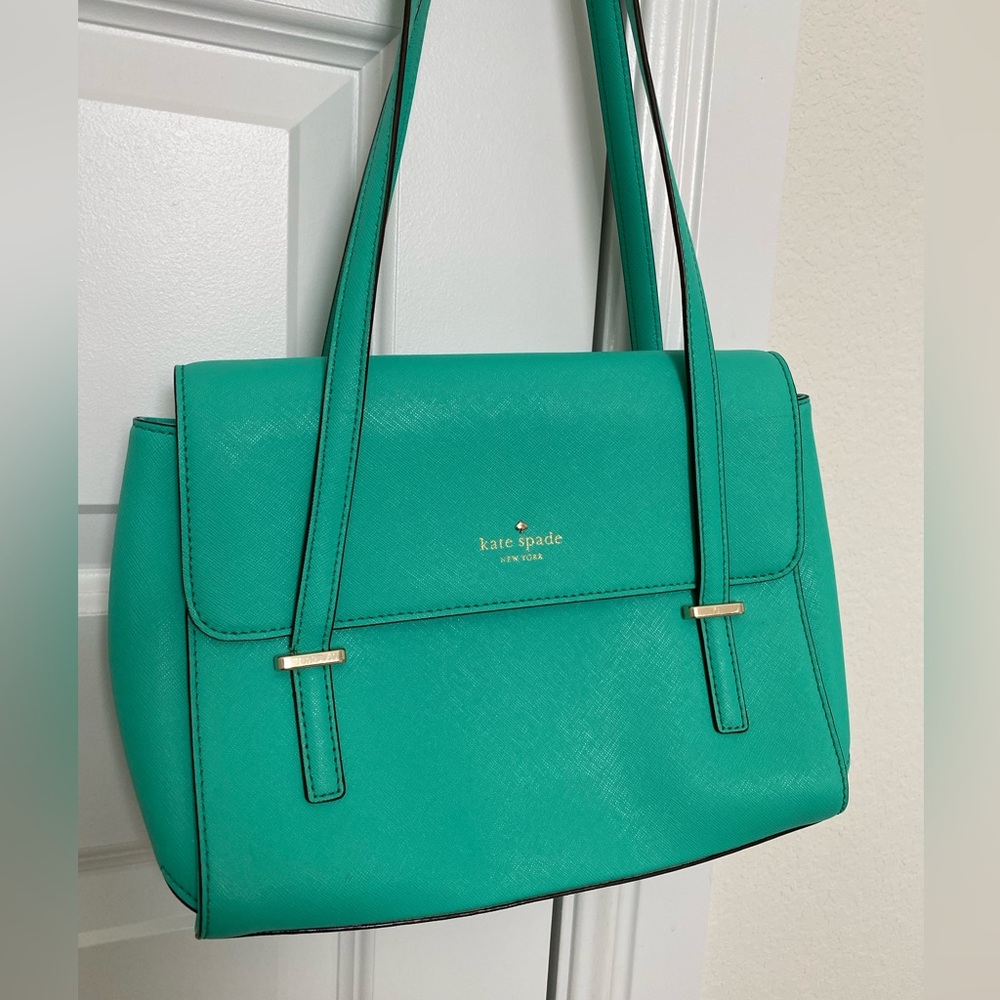 EUC Kate Spade Cesar Street Small Luciana Purse